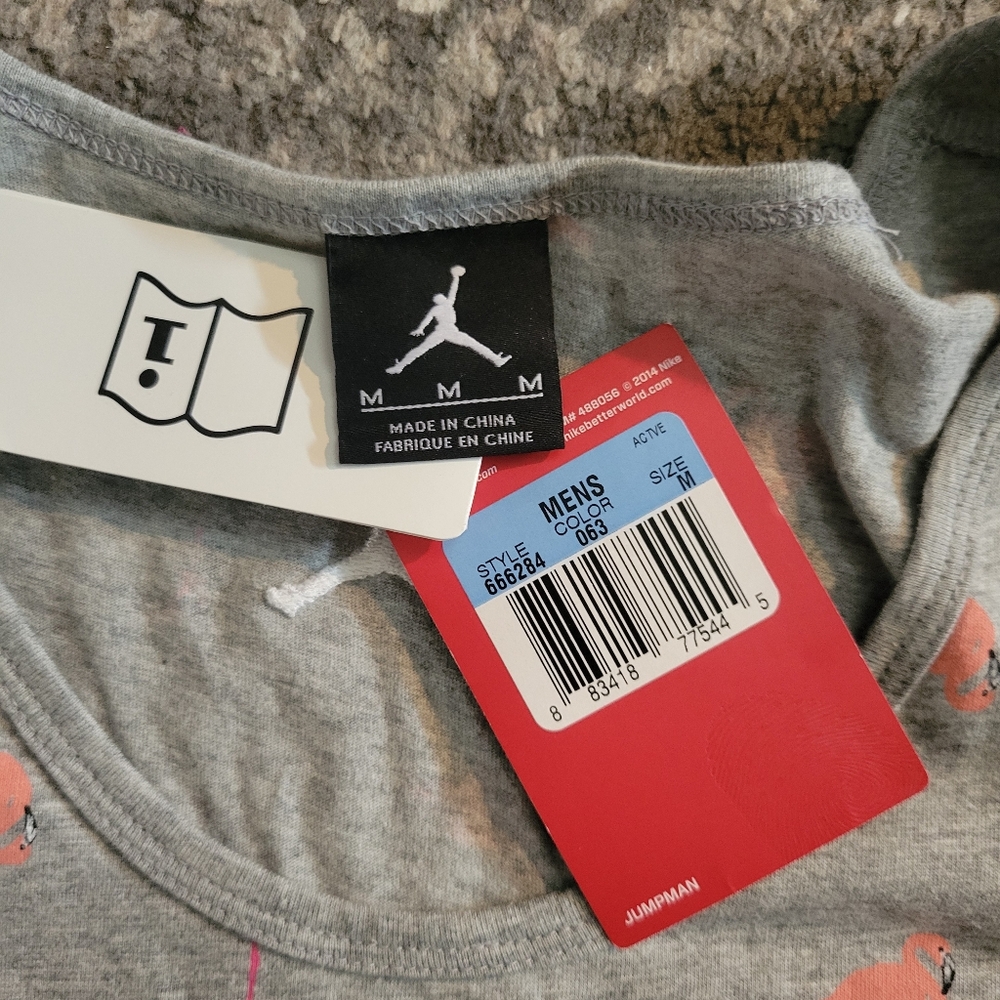 NWT Jordan Gray With Pink Flamingo Print Tank Top Size Medium - Picture 3 of 10
